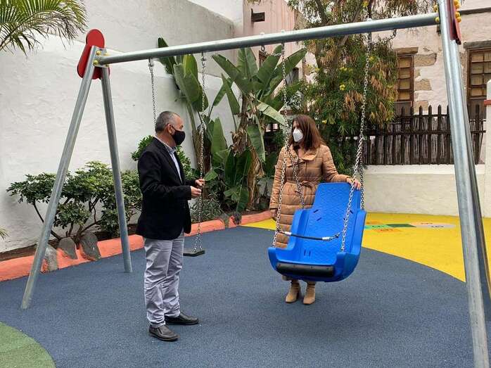 La alcaldesa y el concejal de Parques y Jardines visitaron este martes el recinto / TA